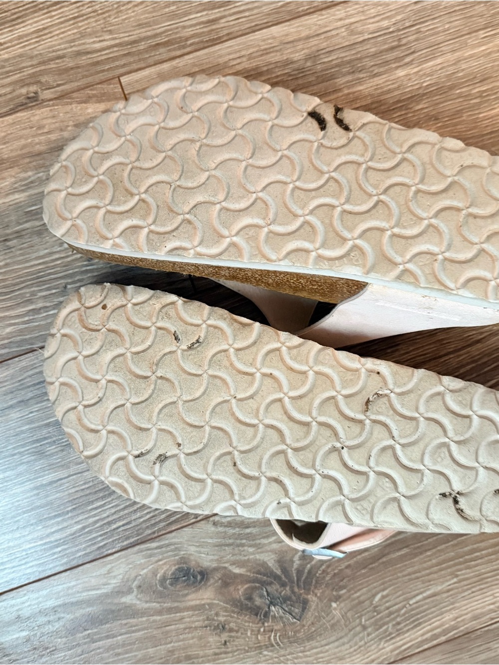 Birkenstock Light Beige/Blush Thong Sandals - Picture 2 of 3